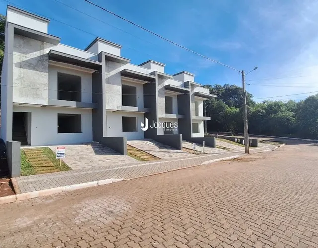 Sobrado com 3 dormitórios