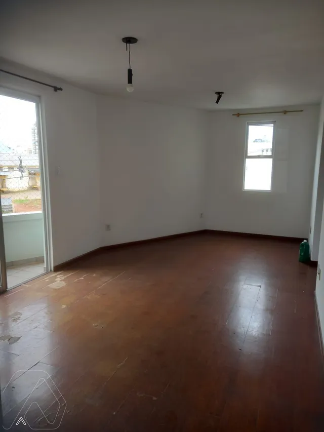 Apartamento com 2 dormitórios, foto 2