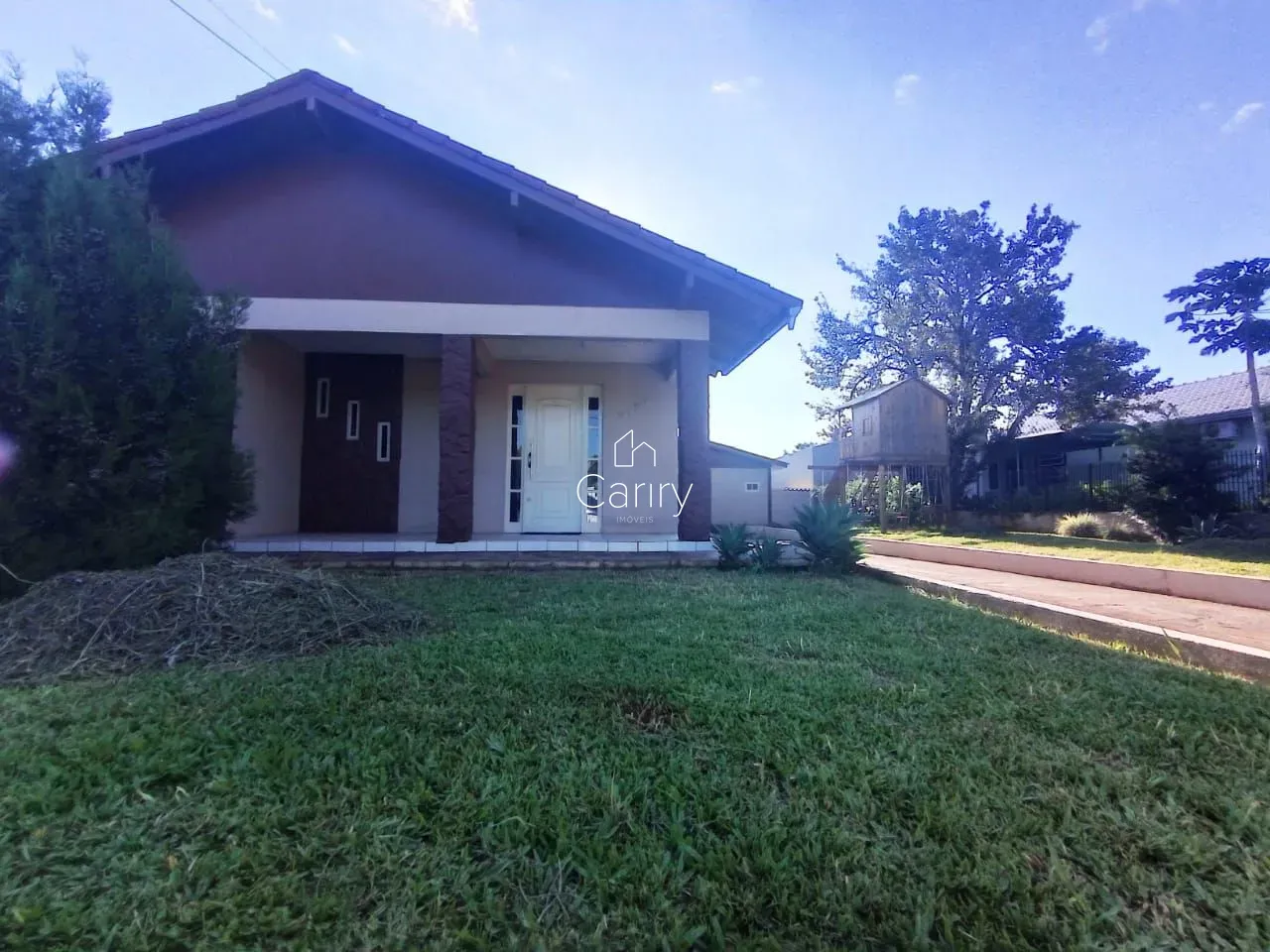 Casa com 5 dormitórios, foto 1