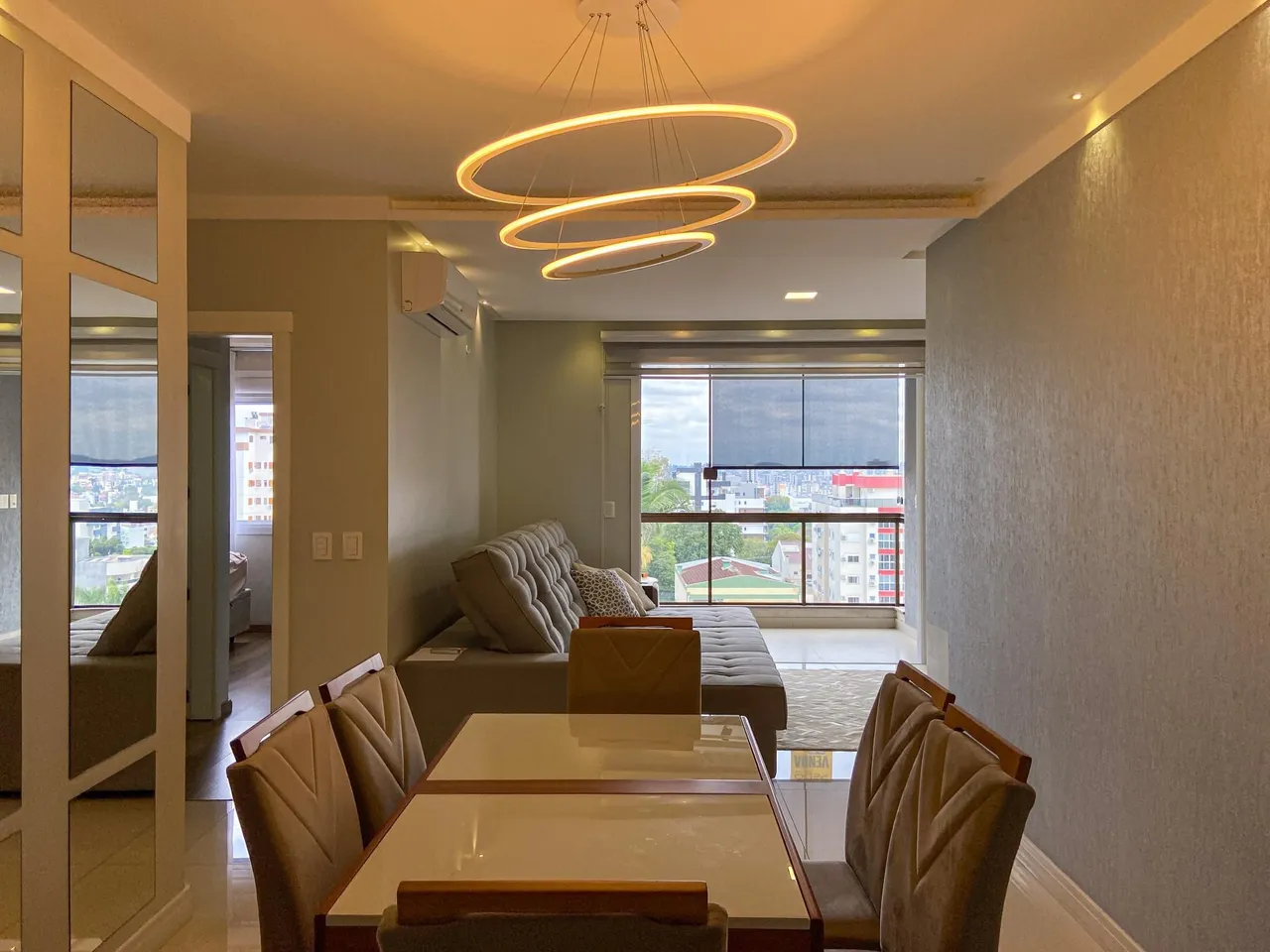 Apartamento com 2 dormitórios, foto 1