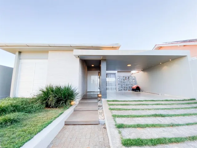 Casa com 3 dormitórios