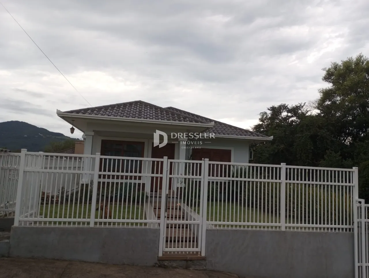 Casa com 3 dormitórios, foto 1