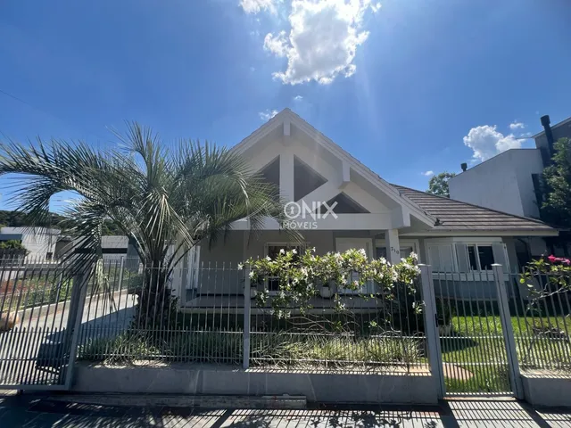 Casa com 3 dormitórios