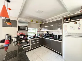 Casa com 4 dormitórios, foto 8
