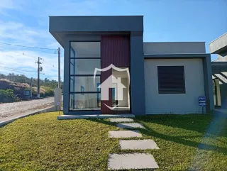Casa geminada com 2 dormitórios, foto 1