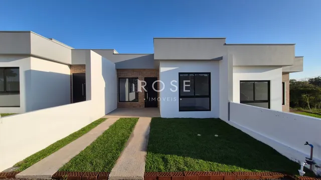 Casa geminada com 2 dormitórios
