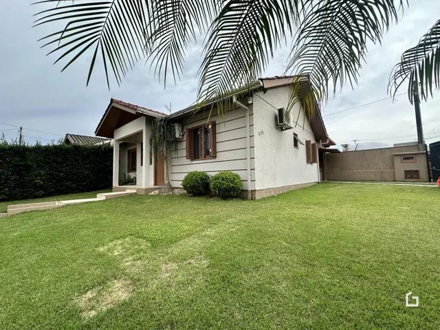 Casa geminada com 2 dormitórios