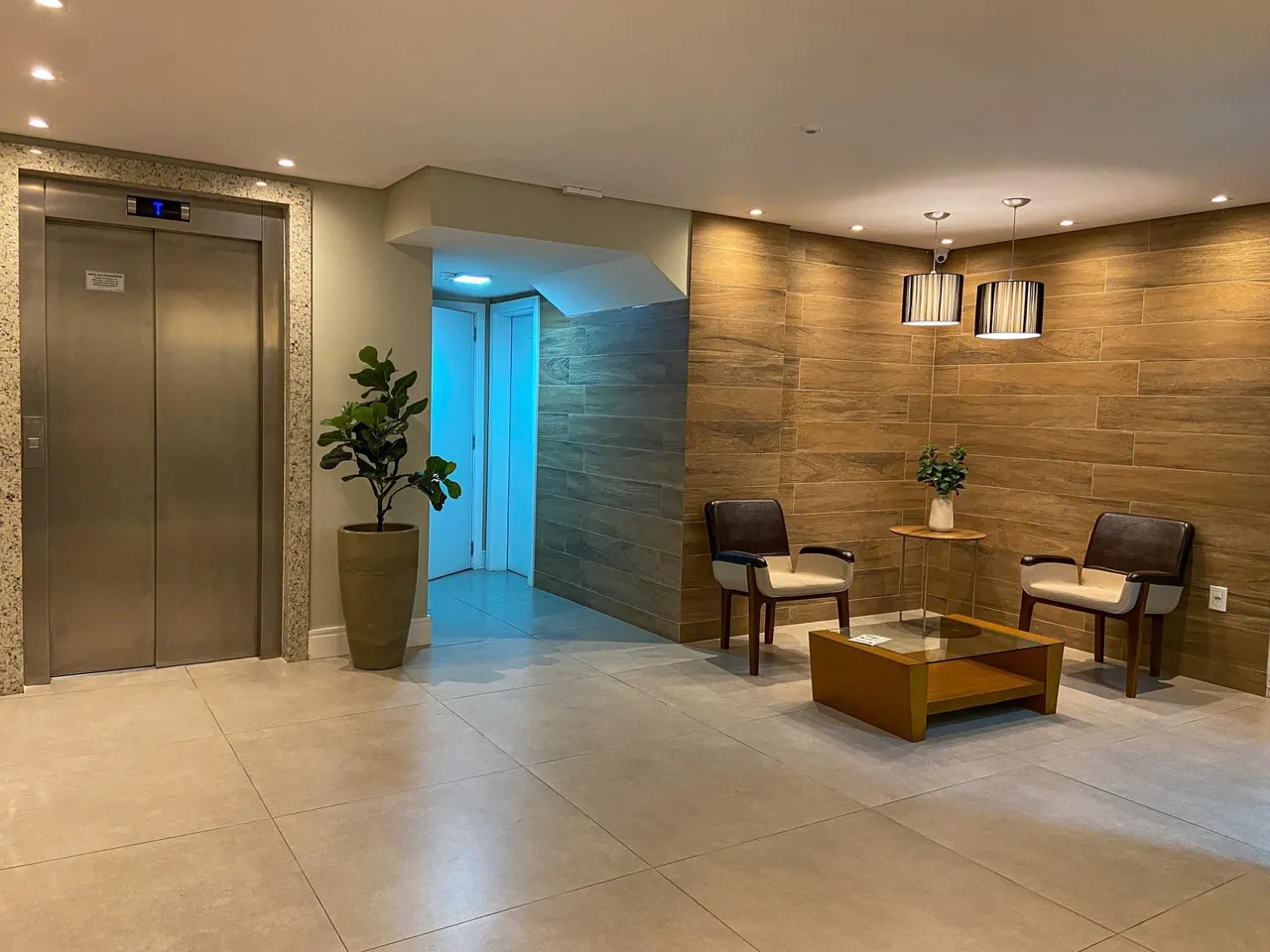 Apartamento com 2 dormitórios, foto 1