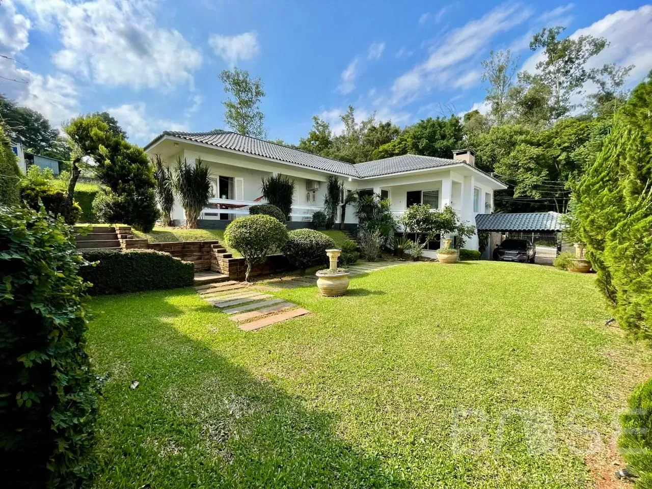 Casa com 3 dormitórios, foto 1