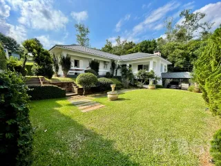 Casa com 3 dormitórios, foto 1