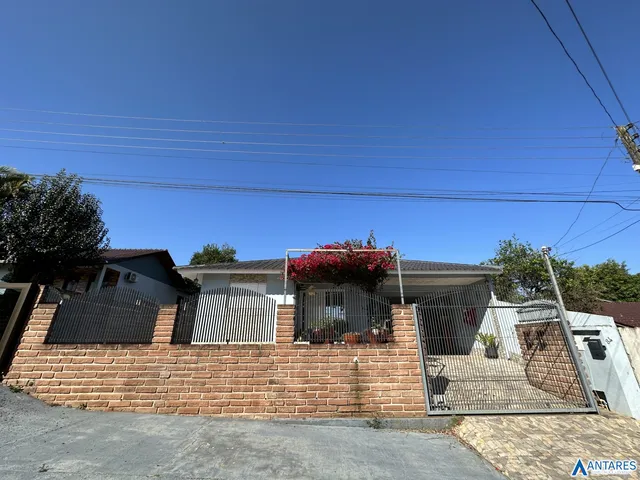 Casa com 3 dormitórios, foto 2