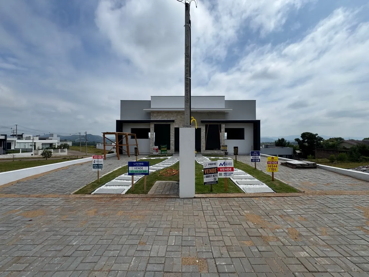 Casa geminada com 2 dormitórios, foto 1