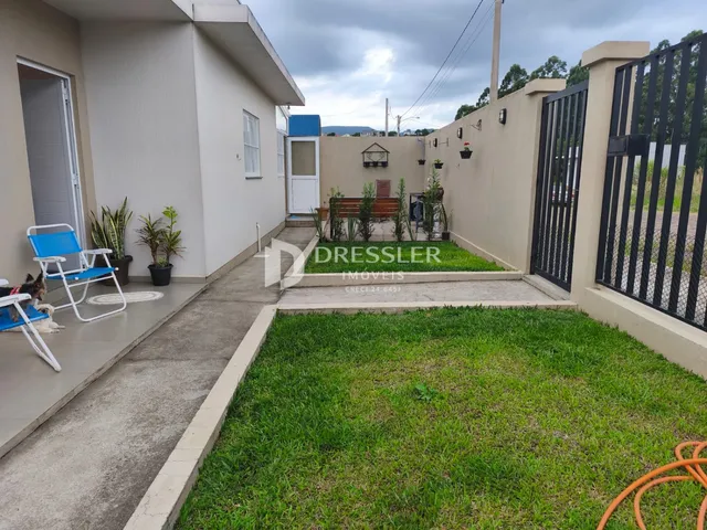 Casa geminada com 2 dormitórios, foto 2