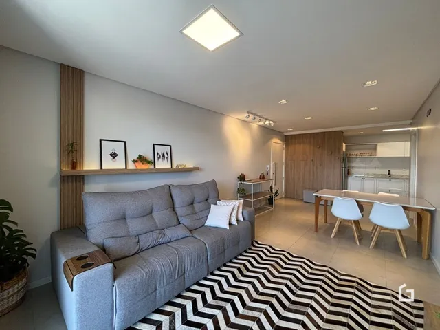 Apartamento com 2 dormitórios, foto 2