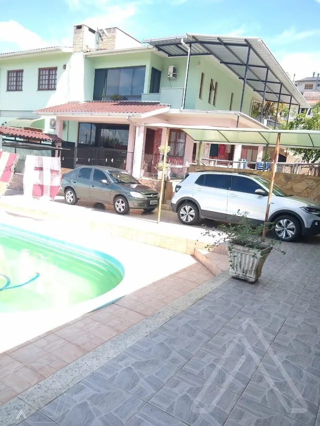 Casa com 5 dormitórios, foto 4