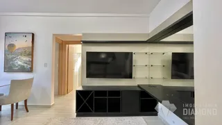 Apartamento com 2 dormitórios, foto 3