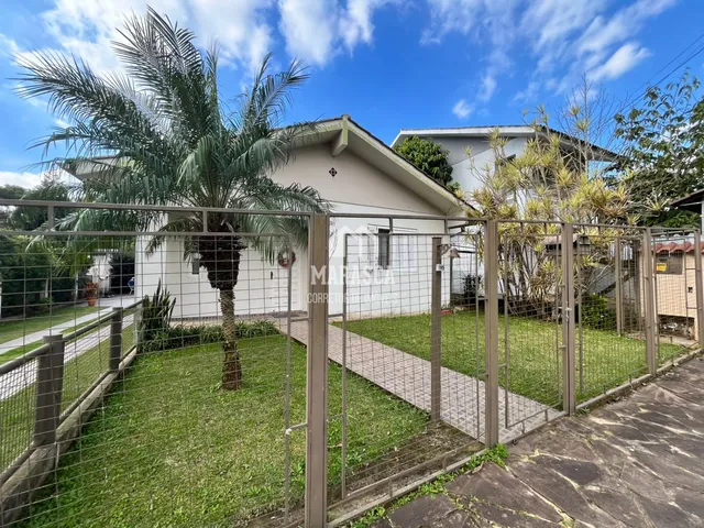 Casa com 2 dormitórios