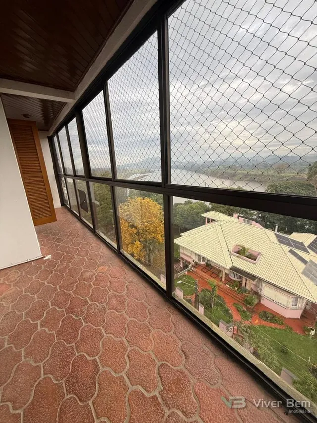 Apartamento com 2 dormitórios