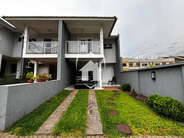 Sobrado com 3 dormitórios