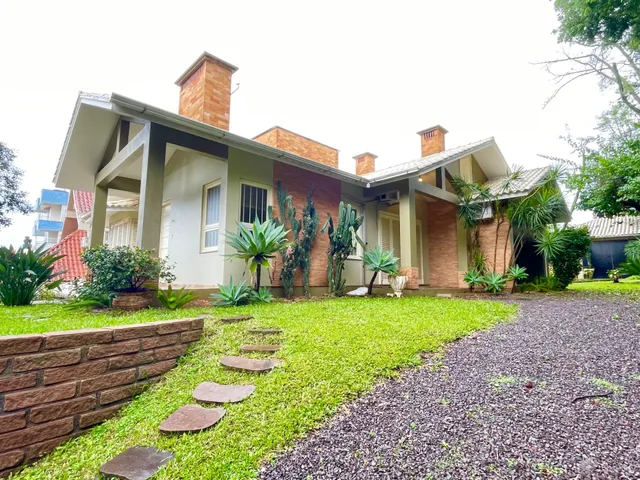 Casa com 3 dormitórios