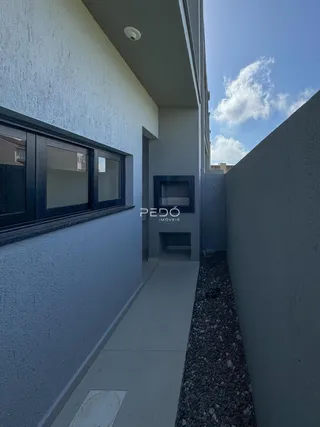 Fachada moderna de um imóvel residencial em Lajeado, Brasil.