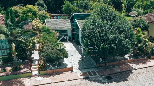 Casa com 2 dormitórios