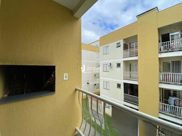 Fachada de um prédio residencial em Lajeado, Brasil.