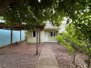 Casa com 2 dormitórios, foto 1