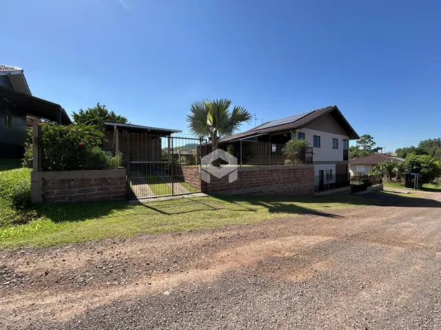 Casa com 3 dormitórios