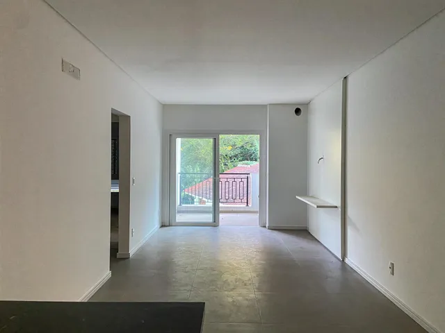 Apartamento com 2 dormitórios, foto 2