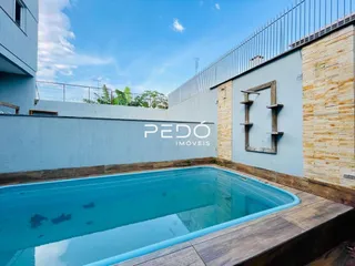 Vista externa de uma piscina em um imóvel em Lajeado, Brasil.
