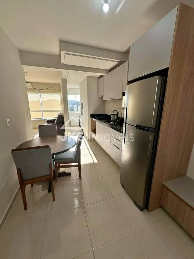 Apartamento com 2 dormitórios, foto 2