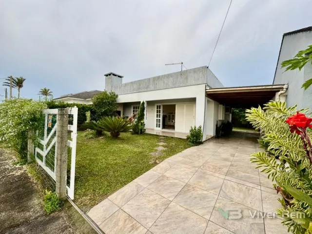 Casa com 2 dormitórios
