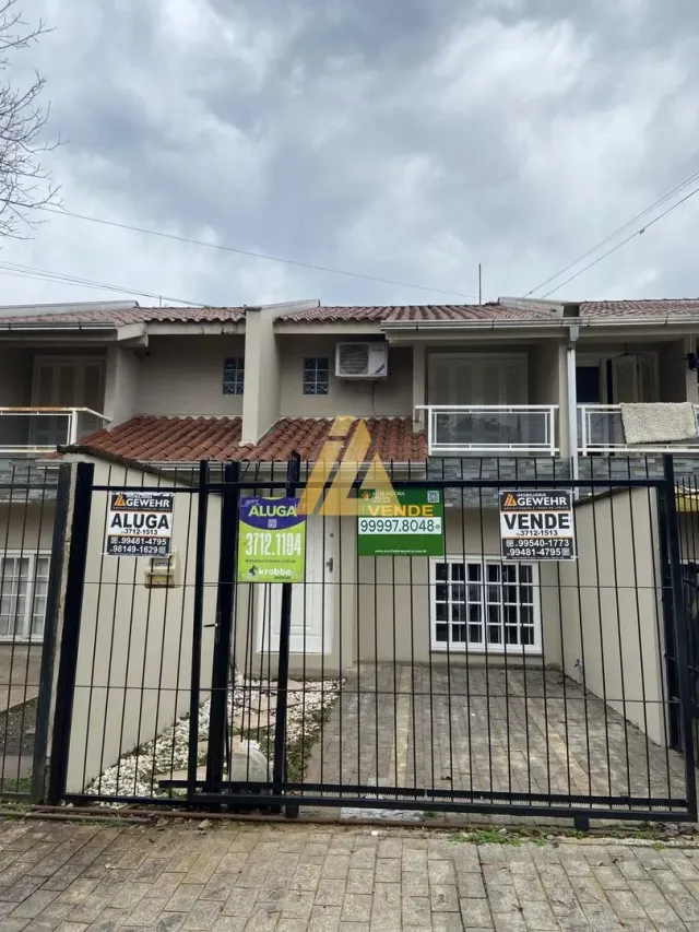 Sobrado com 2 dormitórios