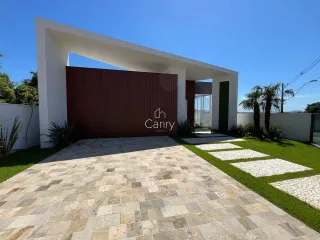 Casa com 4 dormitórios, foto 1