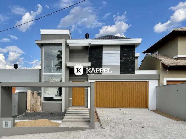 Casa com 3 dormitórios