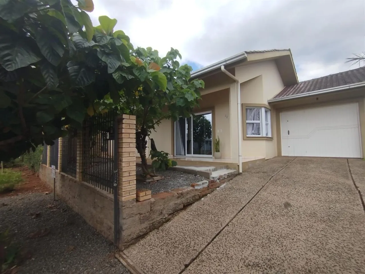 Casa com 2 dormitórios, foto 1