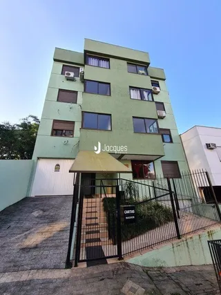 Fachada externa de um prédio residencial em Lajeado, Brasil.