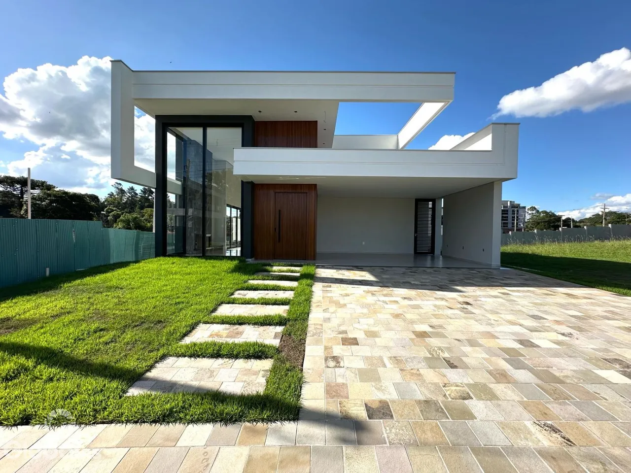 Casa com 3 dormitórios, foto 1