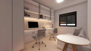 Foto de um escritório moderno com estantes e mesa de trabalho em um ambiente claro.