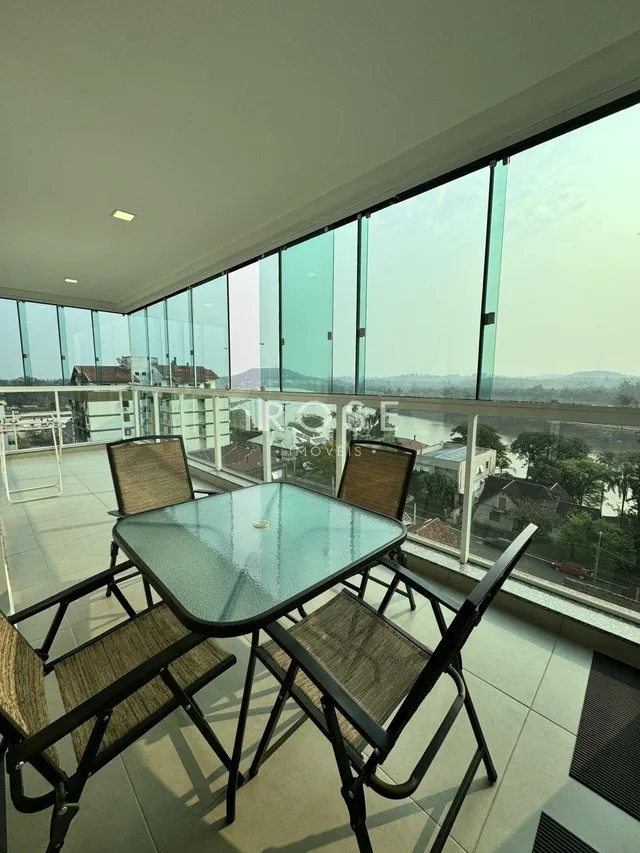 Apartamento com 3 dormitórios