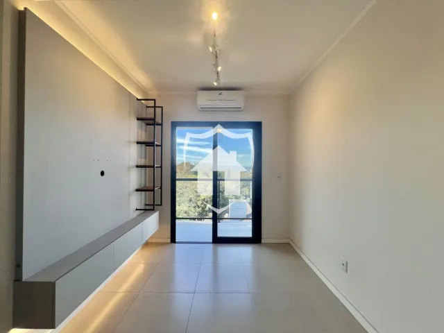 Apartamento com 2 dormitórios