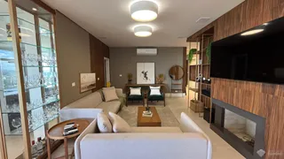 Apartamento com 3 dormitórios, foto 15