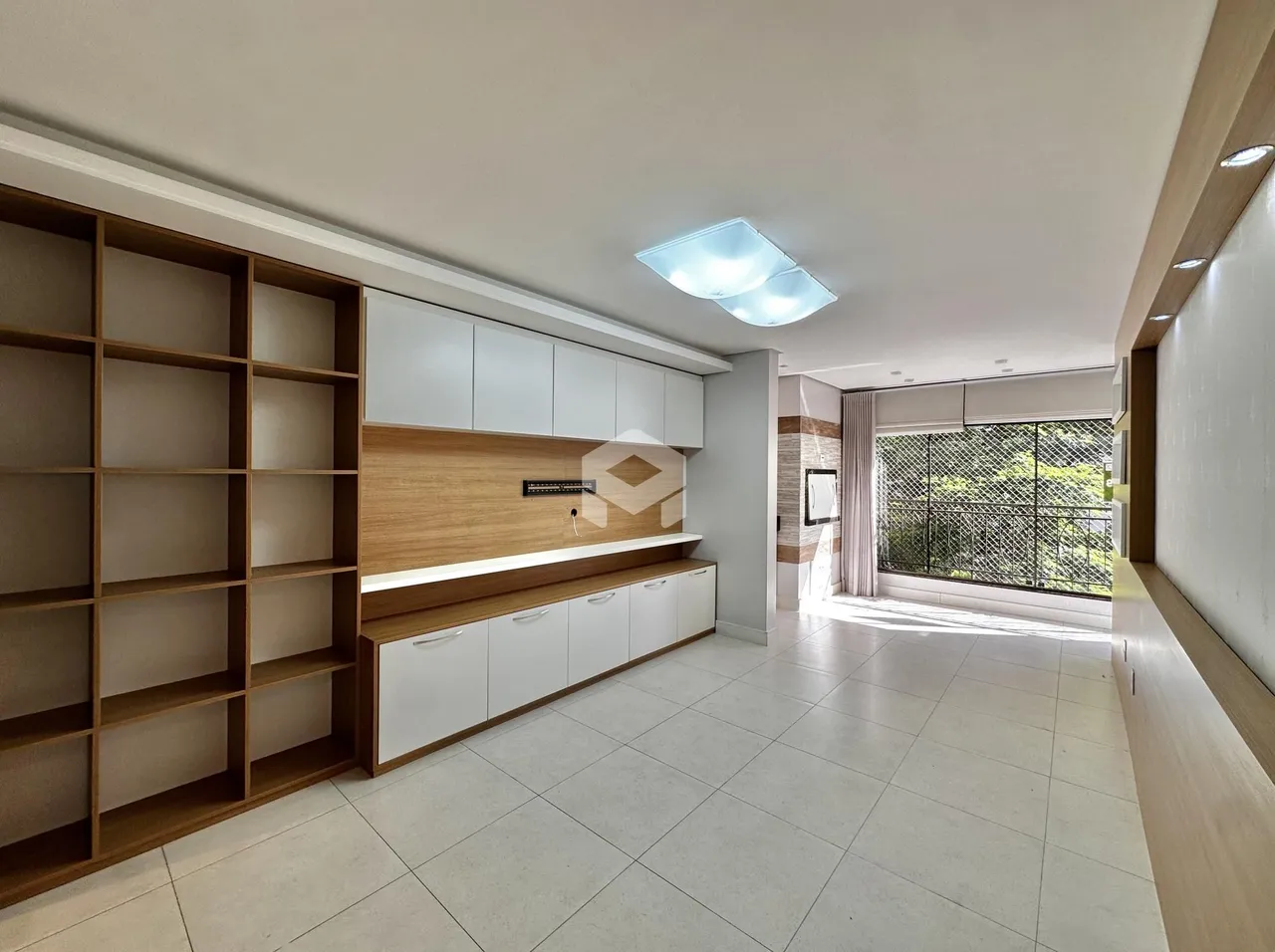 Apartamento com 2 dormitórios, foto 1