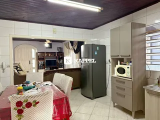 Esta é uma foto de uma sala de estar e jantar em um imóvel residencial.