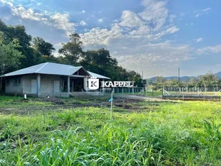 Vista externa de um terreno com vegetação em Lajeado, Brasil.