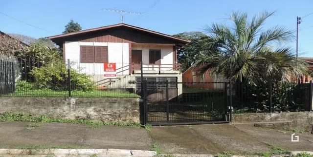 Casa com 4 dormitórios