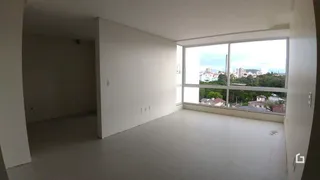 Foto de um cômodo interno de uma residência.