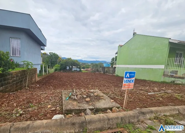 Foto da frente de um terreno em Lajeado, Brasil.