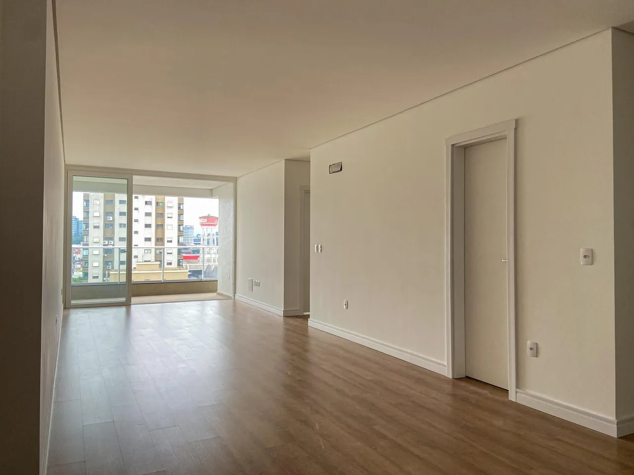Apartamento com 2 dormitórios, foto 1